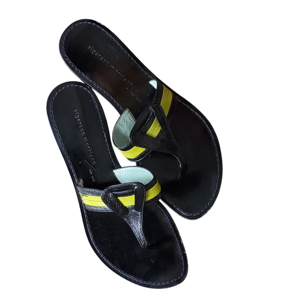 Sigerson Morrison Vintage Black/Lime Patent Thong Flats (US6)